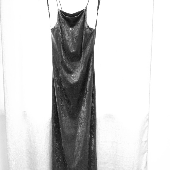 Dress - Picture 1 of 6